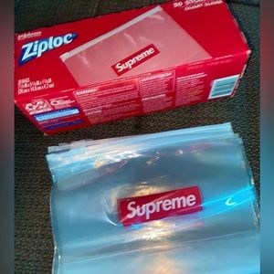 Supreme Ziploc Sandwhich Bags.